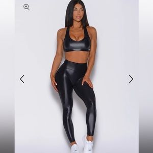 Bombshell power gloss sportswear bra and leggings set.